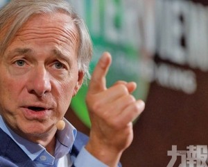 憂三年內爆債務危機