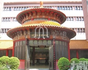 杏林春暖處的紅色印記