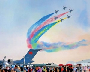 一展三區呈現陸海空裝備
