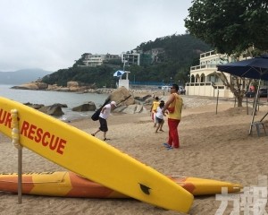 海事局將派救生護理員進駐泳灘