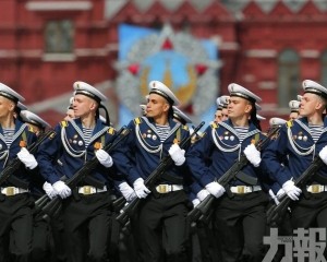 俄羅斯舉行慶祝閱兵式