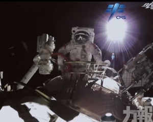 王亞平成中國首位出艙女太空人