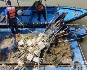 清理約千米漁網​及30支漁標