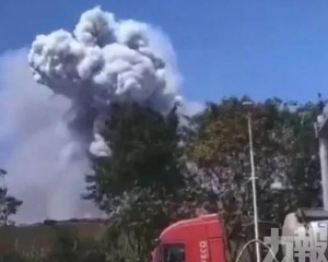 清遠鋁廠爆炸 現場升起蘑菇雲