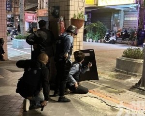 台灣黑幫男子自轟亡