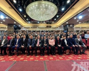 經科局：經濟進入新發展階段