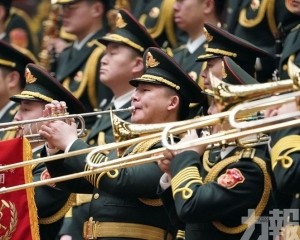 張又俠何衛東當選中央軍委副主席