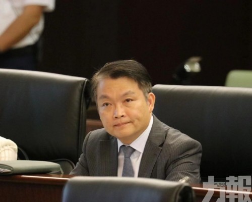 李司：多舉措構建無年齡歧視社會