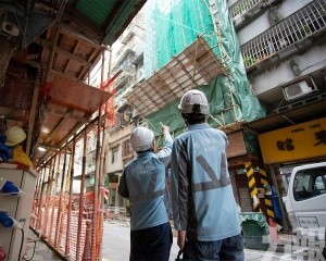 勞工局呼籲承造商颱風後做好工地安全工作