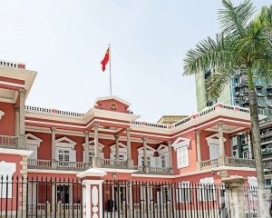 行政長官岑浩輝任深合區管理委員會主任