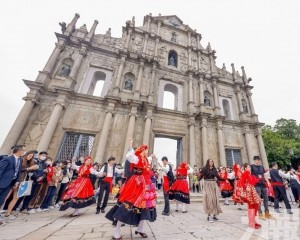 擴大受惠客群促旅遊市場多元化