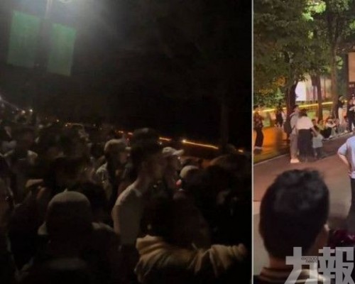 不滿長時間排隊高喊退票