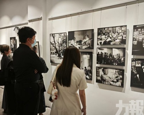 「李銳奮 ：古巴 '92」攝影展開幕