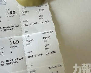 港媽斥國泰道歉無誠意