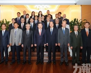 夏寶龍抵澳展開六天考察調研行程