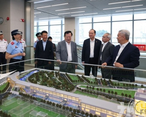 夏寶龍在澳進行第四天考察調研