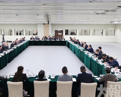 行政長官：支持澳門工商界在澳門建設和國家發展中發揮更大作用