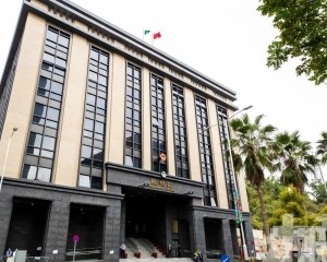 男子涉嫌冒警及強姦被羈押
