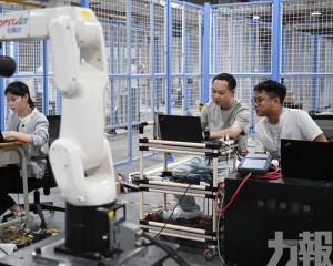 首四月固定資產投資動能走弱