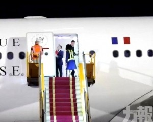馬克龍：只是開玩笑