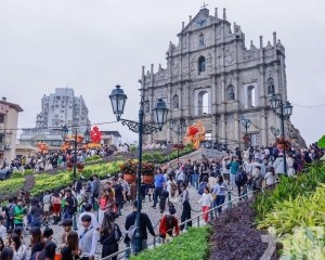券商指整體表現超預期