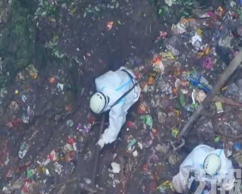 張家界溶洞慘淪垃圾山　
