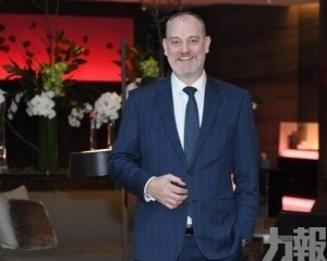 轉投菲律賓晨麗度假村