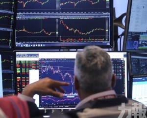 投資者面臨雙重考驗