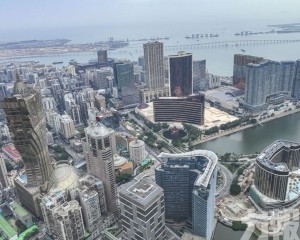多間博企半配對會保本地就業