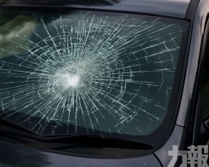 車頂懸屍三公里才驚覺肇禍