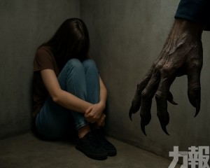 稱「對性侵有興趣」約網友犯案