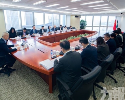 確保居民優先及持續就業