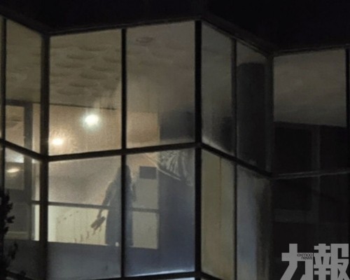 顧客裸身疑遭途人看光