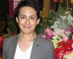 妻蔡一鳳：唇角含笑離世