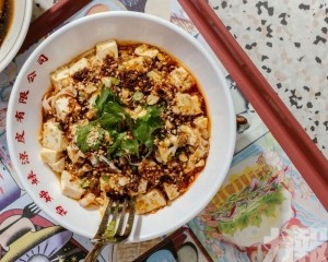 店家澄清從未標榜「自製涼皮」