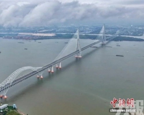 常泰長江大橋通車 