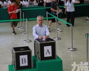 岑浩輝籲選民行使選舉權積極投票