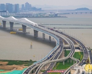 四條澳氹跨海大橋及蓮花大橋於傍晚6時30分起封閉