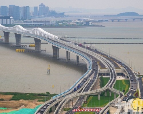 四條澳氹跨海大橋及蓮花大橋於傍晚6時30分起封閉