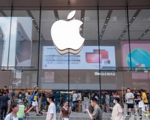  核心團隊與技術納入蘋果