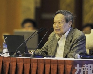 以對稱之光照亮科學與時代