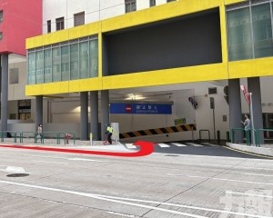 望信樓公共停車場出入口新安排周六起實施