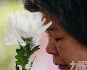 保證重建家園前有免費住屋