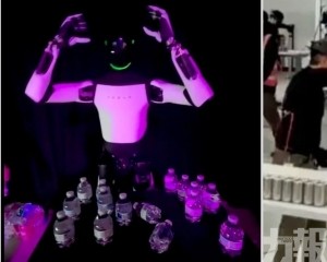 疑匆匆忙忙摘頭顯露了餡