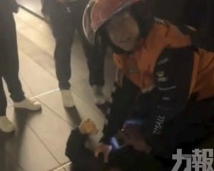 外賣員挺身而出制伏嫌犯