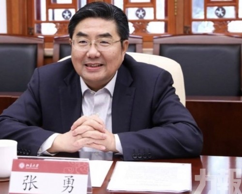 出任香港中聯辦副主任