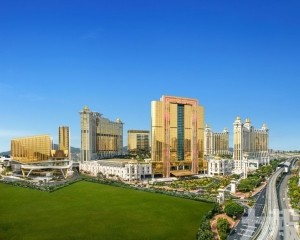 ​銀娛下月派一個月糧酌情花紅