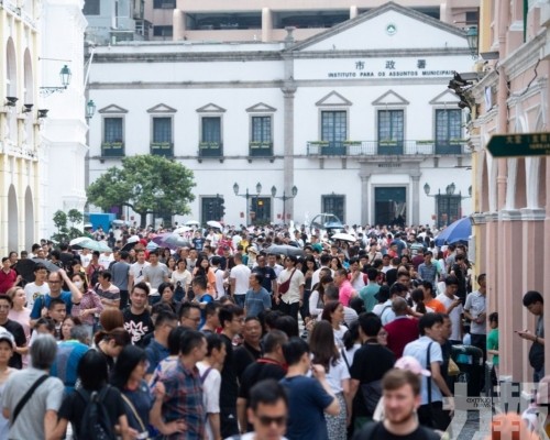 花旗料澳門博企第四季盈利受壓