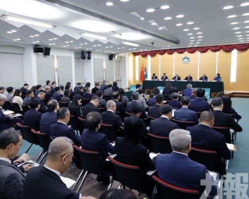 凝心聚力提升效能促多元