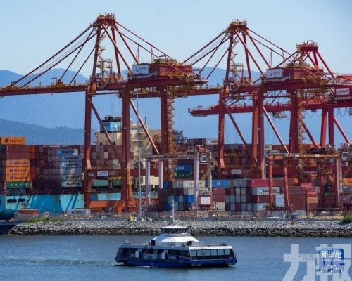  中加簽署經貿合作路線圖　